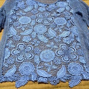 Beautiful crochet top blue size M